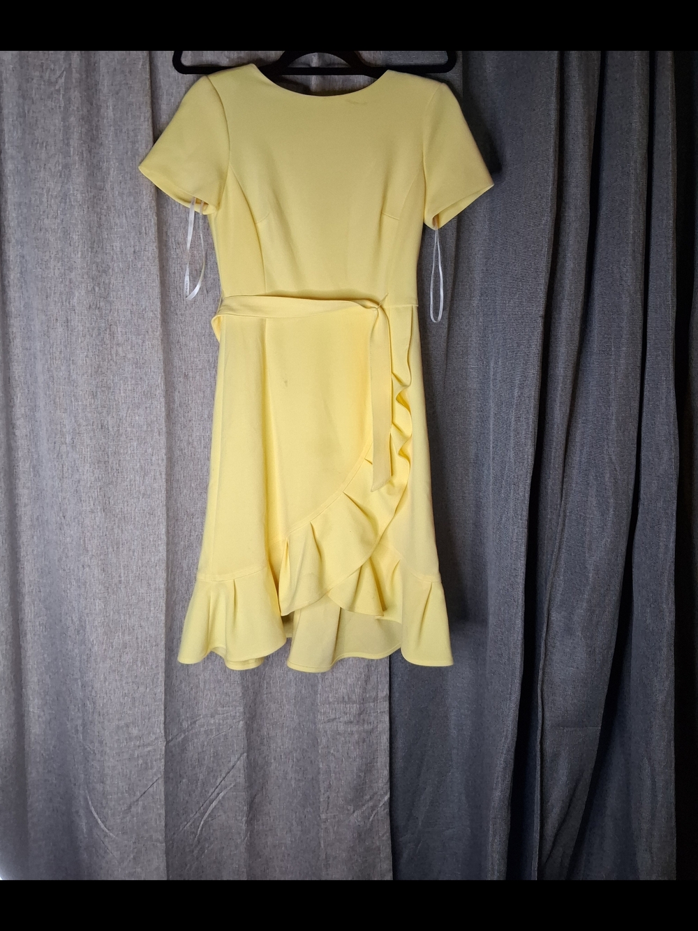 Yellow Ruffle Hem Short Sleeve Dress